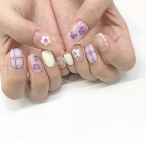 蝶モチーフネイル